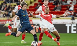 3-0,22岁丹麦新星帽子戏法,法甲第5完胜法甲6冠王,终结2场不胜