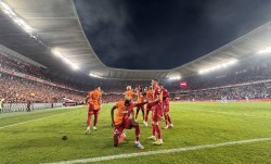 奥斯梅恩情定老特拉福德!曼联欲用“水货”换神锋?6300万镑不是梦!